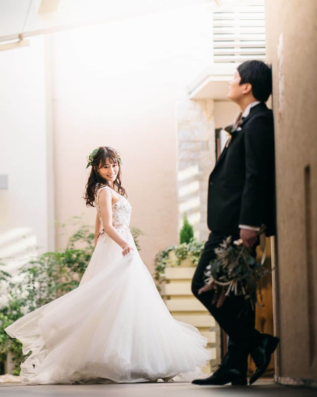 ラヴィ•ファクトリーさんのインスタグラム写真 - (ラヴィ•ファクトリーInstagram)「. 【写真で叶える結婚式】 . ドレス姿に変身して、花嫁さまが主役の ウェディングフォト撮影の始まり⁂  人生の節目となる最高の瞬間を 大切に残します。  —————— ラヴィファクトリー名古屋: @nagoya_laviephotography Photographer:@guppy_photograph AREA:JAPAN,NAGOYA,名古屋東急ホテル @nagoyatokyuhotel_wedding  —————— @laviefactoryをフォローして #laviefactory #ラヴィファクトリー のハッシュタグをつけて お写真を投稿してみてくださいね✳︎ . こちらの公式IG（@laviefactory） で取り上げさせていただきます✨ #wedding#weddingphotography #ラヴィファクトリー #laviefactory #photo #生きる写真 #ハートのある写真 #instawedding #結婚写真 #ウェディング #ウェディングフォト #撮影指示書 #ロケーションフォト #前撮り #プレ花嫁 #結婚準備 #写真好きな人と繋がりたい #フォトウェディング #卒花 #前撮り #後撮り #ウェディングニュース #プラコレ #名古屋花嫁 #お支度ショット #ウェディングドレス #刺繍ドレス #花嫁コーディネート」3月1日 17時13分 - laviefactory
