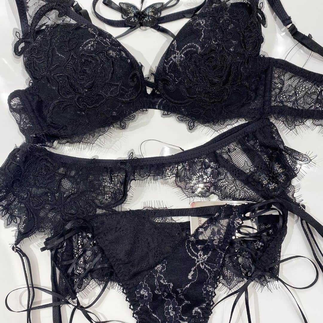 Ravijour心斎橋OPA店のインスタグラム