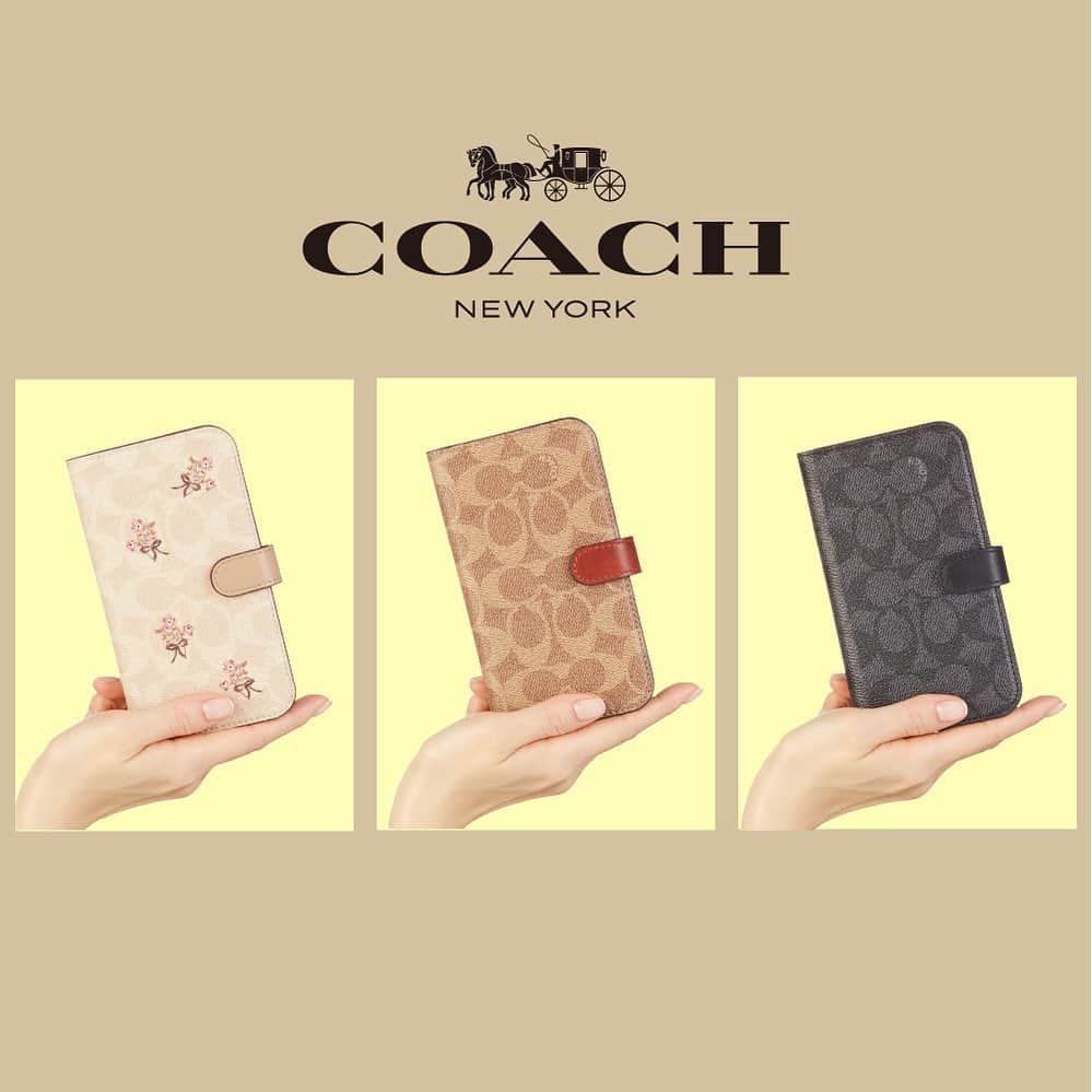 caseplayのインスタグラム：「・  ＼FOXSTOREでは【COACH 】／ のiPhoneケースを取り扱っております  -------------------  【 COACH 】 Folio Case for iPhone  幅広い層から愛される「C」のロゴが モノグラムとしてあしらわれたシグネチャーシリーズ  素材には COACH のバッグで使用される生地を そのまま使用しており、高級感がありますね  内側にはカードを収納できるポケットもついています！ ケースが2WAYになっているので、 レザーのケースをはずして内側のケースのみでも お使いいただけます  FOXSTOREで人気の商品です 色違いでご購入される方も多いです  カラーは3色展開でご用意しています  〇詳細はトップページリンクより 公式ONLINE SHOPでご覧ください  〇REAL STOREにもお取り扱いございます ※店舗によって一部お取り扱いが無い場合も ございますので、実物をご覧になりたい際は 店舗にお問合せの上、ご来店くださいませ  --------------------  【対応機種】  ・iPhone 12/12 Pro ・iPhone 12 mini ・iPhone 12 Pro Max  【カラー】 左から ・FloralSignatureGlitterAccents ・Signature C Khaki ・Signature C Black --------------------  その他のiPhone 12 シリーズ対応のケースも 多数ございますので、 是非【公式ONLINE SHOP】 または【REAL STORE】にて チェックしてみてください  # COACH #コーチ#iphonecase #iphoneケース #iphoneカバー #iphoneカバー #スマホケース #アイフォンケース #携帯ケース #スマホカバー #iphone12ケース#iphone12proケース #iphone12miniケース」