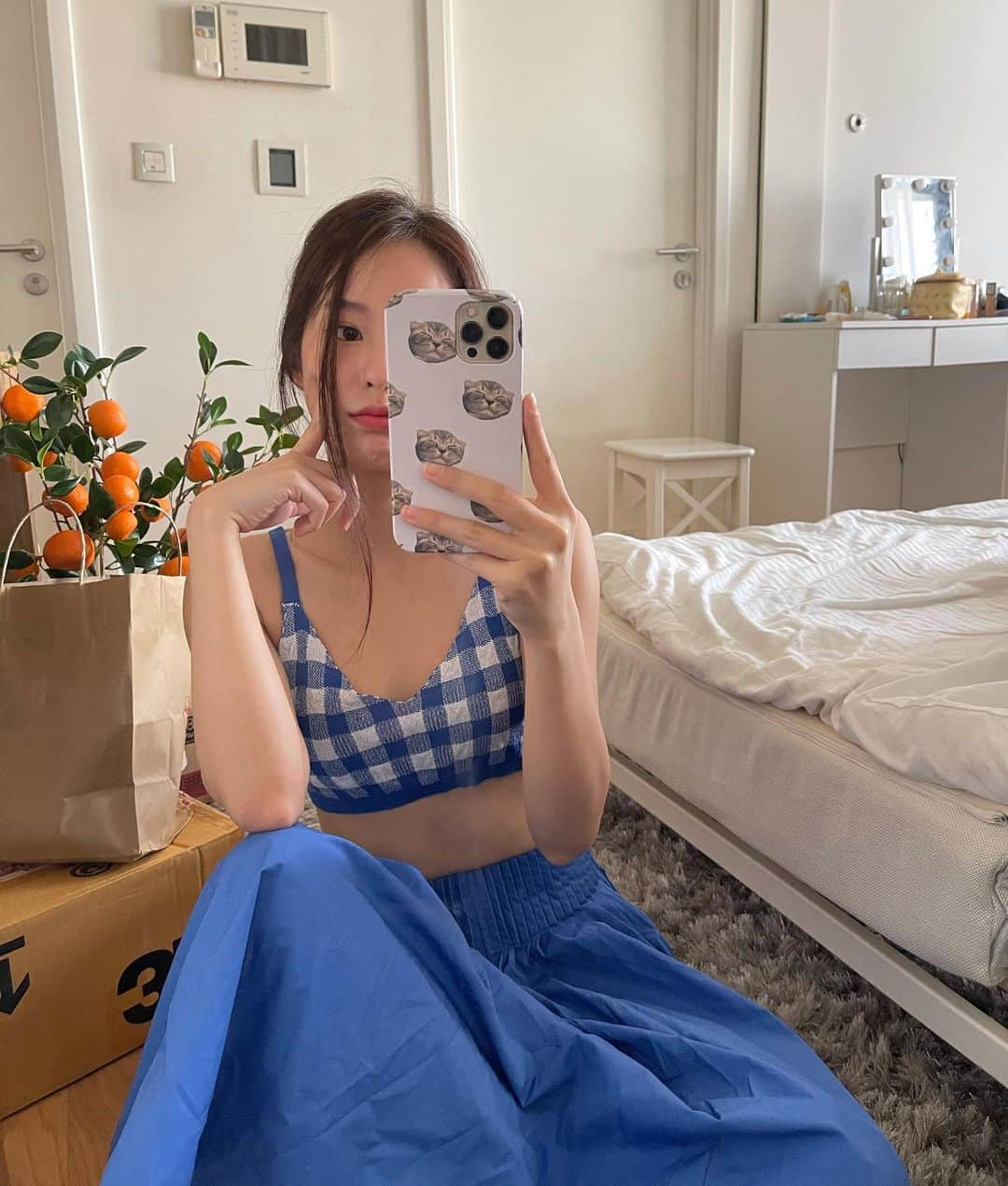 PIMTHAさんのインスタグラム写真 - (PIMTHAInstagram)「🌖 blue moon 🌒 Code 15% off: pimtha15 or SS21779  Unlock my choice! 2038109 for top 2032067 for skirt  @sheinofficial @shein_th #SHEINSpringiton」3月1日 18時35分 - pimtha