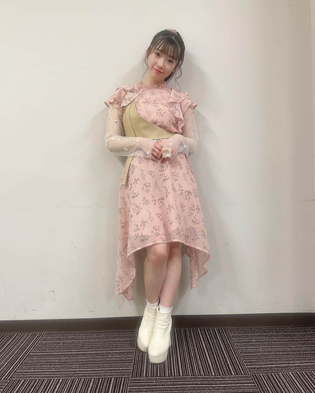 山岸理子のインスタグラム：「*﻿ ﻿ STEP BY STEP 昨日千秋楽でした！﻿ ありがとうございました🌷 ﻿ ﻿ ﻿ 衣装はこちら。﻿ ﻿ 華やかで可愛かったです💕🌸﻿ ﻿ ﻿ ﻿ ﻿ #tsubaki_factory﻿ #山岸理子﻿ #ハロコン﻿ #衣装﻿ #ワンピース﻿ #久しぶりにポニーテールしてみたよ ♪﻿ #メンバーから好評でした ♡﻿ ﻿ ﻿ ﻿ ﻿ ﻿ ﻿ ﻿ ﻿ ﻿ ﻿」