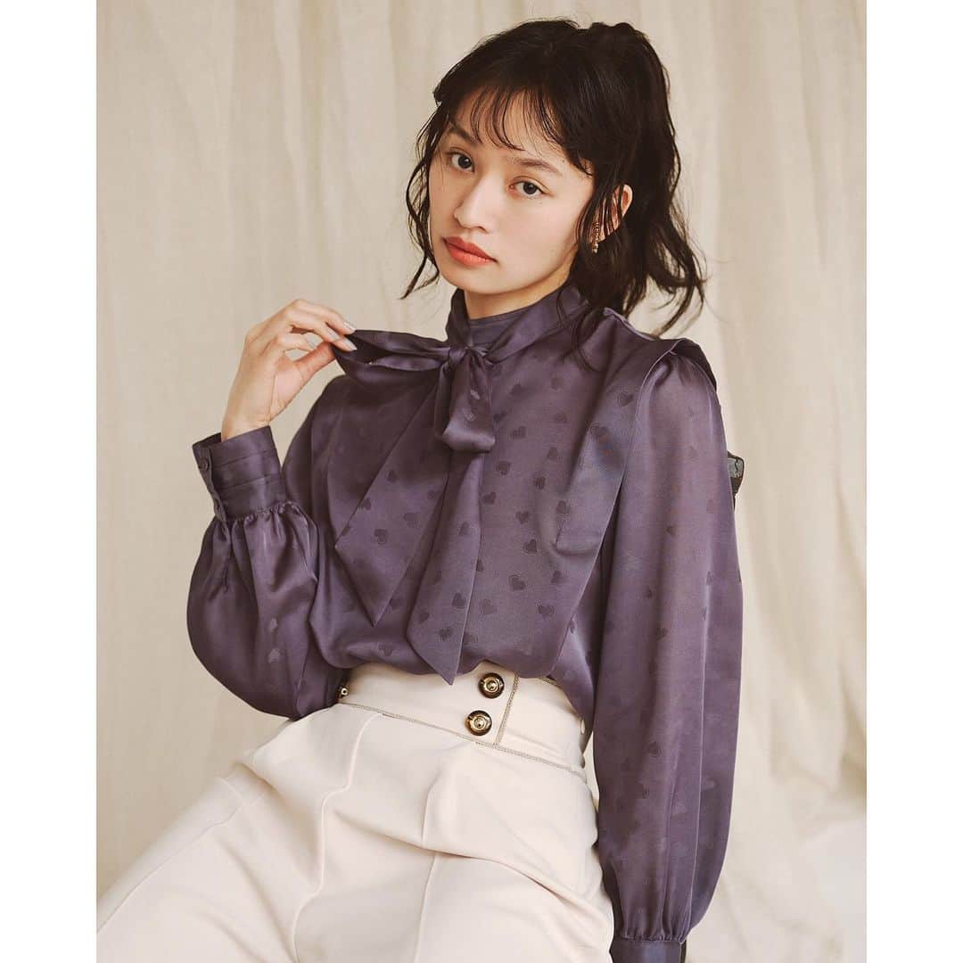 Lily Brownさんのインスタグラム写真 - (Lily BrownInstagram)「- Spring Collection - ﻿ ﻿ #lilybrown #リリーブラウン﻿ #spring #springcollection﻿ #vintage #vintagefuture﻿ #店頭入荷中」3月1日 18時38分 - lily_brown_official