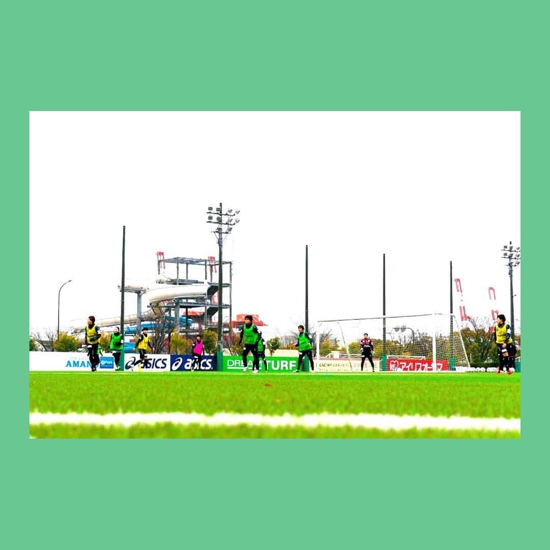 杉田妃和さんのインスタグラム写真 - (杉田妃和Instagram)「↓ あったかくてサッカー日和です！ 春よこいこい🍡🌸 #weリーグ#inac神戸レオネッサ」3月1日 20時55分 - sugita_hina08