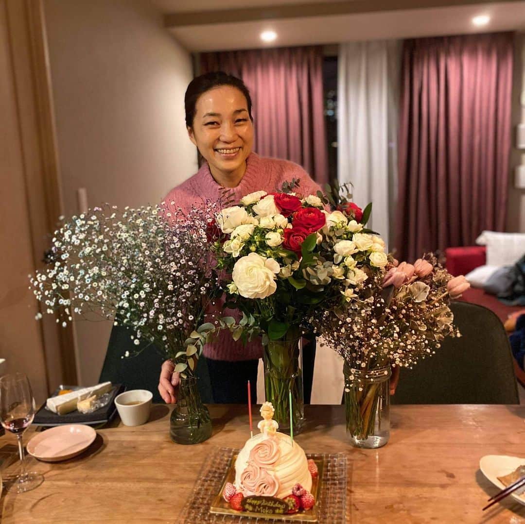 林千晶さんのインスタグラム写真 - (林千晶Instagram)「Happy birthday to you, もこさん！ みんなでお祝いをしました^_^」3月1日 20時50分 - chiaki_0808