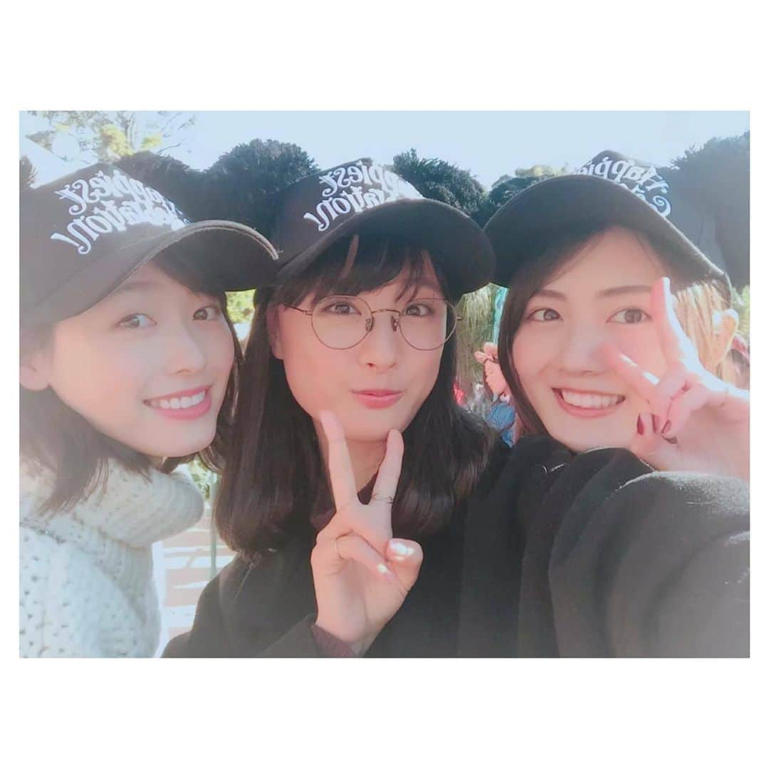 福原遥さんのインスタグラム写真 - (福原遥Instagram)「. ☆第2弾☆ 密かな夢でもあった果穂ちゃんと花恋ちゃんとのYouTube☺︎ 現実のものとなりましたー✨ 嬉しい!! 今まで話したことのない寮でのエピソードを話したり、ゲームをしたり、とにかくたくさん笑ったなぁ～😆 第一弾　英語禁止女子会 第二弾　ドッキリ初体験 こちらは「#研音公式YouTubeチャンネル 」で見れるので良かったら是非✨ 写真はずいぶん前に3人で行ったディズニーの時の！ その時の大事件なども話させていただきました😂」3月1日 21時02分 - haruka.f.official