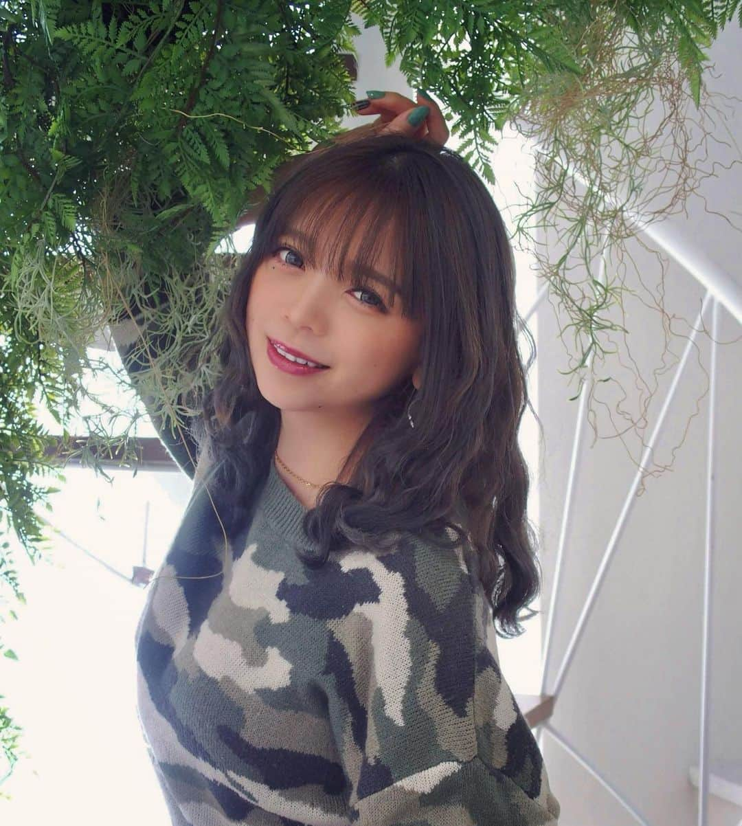 橘咲良さんのインスタグラム写真 - (橘咲良Instagram)「とある撮影スタジオ📷🌱🍀  #Pulchra #tokyo #撮影スタジオ #緑 #撮影会 #モデル #フォトフォリオ　 #Photo #ポートレート #📷  #カーキ #コーデ #カジュアル #キングラビッツ #橘咲良 だぞ　#☝🏻☝🏻 #sakura #さくら #tachibana  #カメラマン # Tさん有り難う💚💚💚」3月1日 21時15分 - tachibanasakuradazo