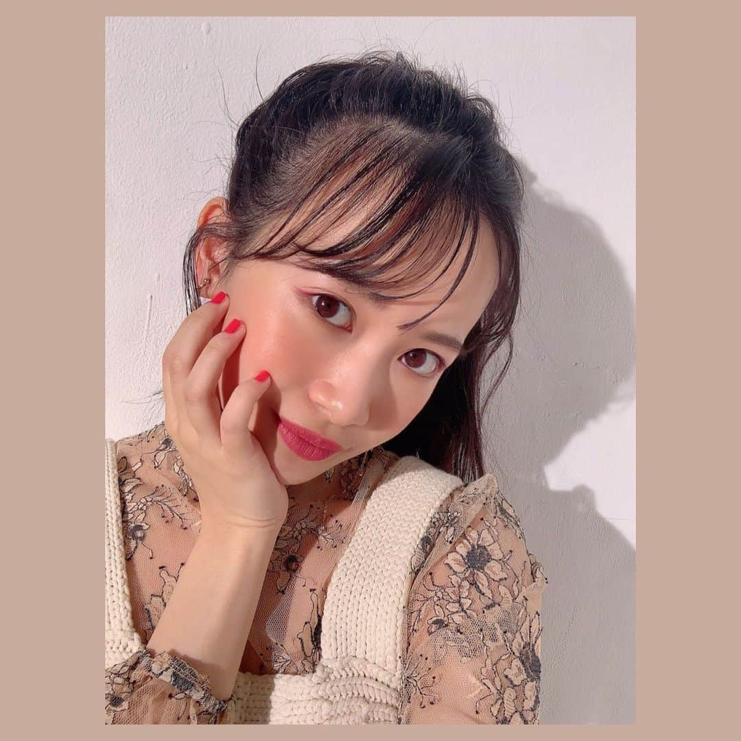 BEYOOOOONDSさんのインスタグラム写真 - (BEYOOOOONDSInstagram)「🧸🧸🧸🧸 . #里吉うたの です🐶 . 3月17日発売の『 #SCawaii !』さんに #前田こころ ちゃんと里吉うたのの2人で掲載していただきますっ💙💙 大好きなピンクいっぱいのメイクでテンション上がった〜🎀🎀🎀 . チェックよろしくお願いします🥰 . #BEYOOOOONDS #SeasoningS #雨ノ森川海  #scawaii  #ピンクのアイラインがかわいすぎる 💕 🧸🧸🧸🧸」3月1日 21時39分 - beyooooonds_official