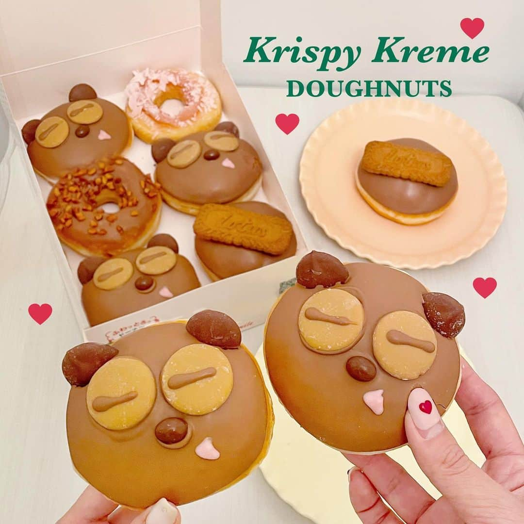 小沼瑞季さんのインスタグラム写真 - (小沼瑞季Instagram)「🧸🍩🎀﻿ ﻿ ティムのドーナツ買ってきた🐻🍩💌﻿ 今日からの発売を楽しみにしてたの💋﻿ ﻿ ティムはキャラメルチョコ味で甘くて﻿ ふわもちで美味しかったなぁ🍫﻿ ドーナツってなんでこんなに美味しいんだろう🐶﻿ 久しぶりに食べれて嬉しい🌸🌸🌸﻿ ﻿ ﻿ ・キャラメルチョコティム　¥378﻿ ・キャラメルアーモンドクランチ　¥237﻿ ・モチムチサクラ　¥259﻿ ・ロータスチーズ　¥237﻿ ﻿ ﻿ #クリスピークリームドーナツ#KrispyKremeDoughnuts#ユニバーサルスタジオジャパン#ユニバ#USJコラボ#ユニバコラボ#USJ#ミニオン#ティム#ミニオンコラボ#おうちカフェ#おうち時間#ドーナツ#クリスピークリーム#うちcafe#家カフェ#渋谷カフェ#テイクアウト#みいきのカフェめぐり☕️🍰」3月1日 21時47分 - mizukikonuma