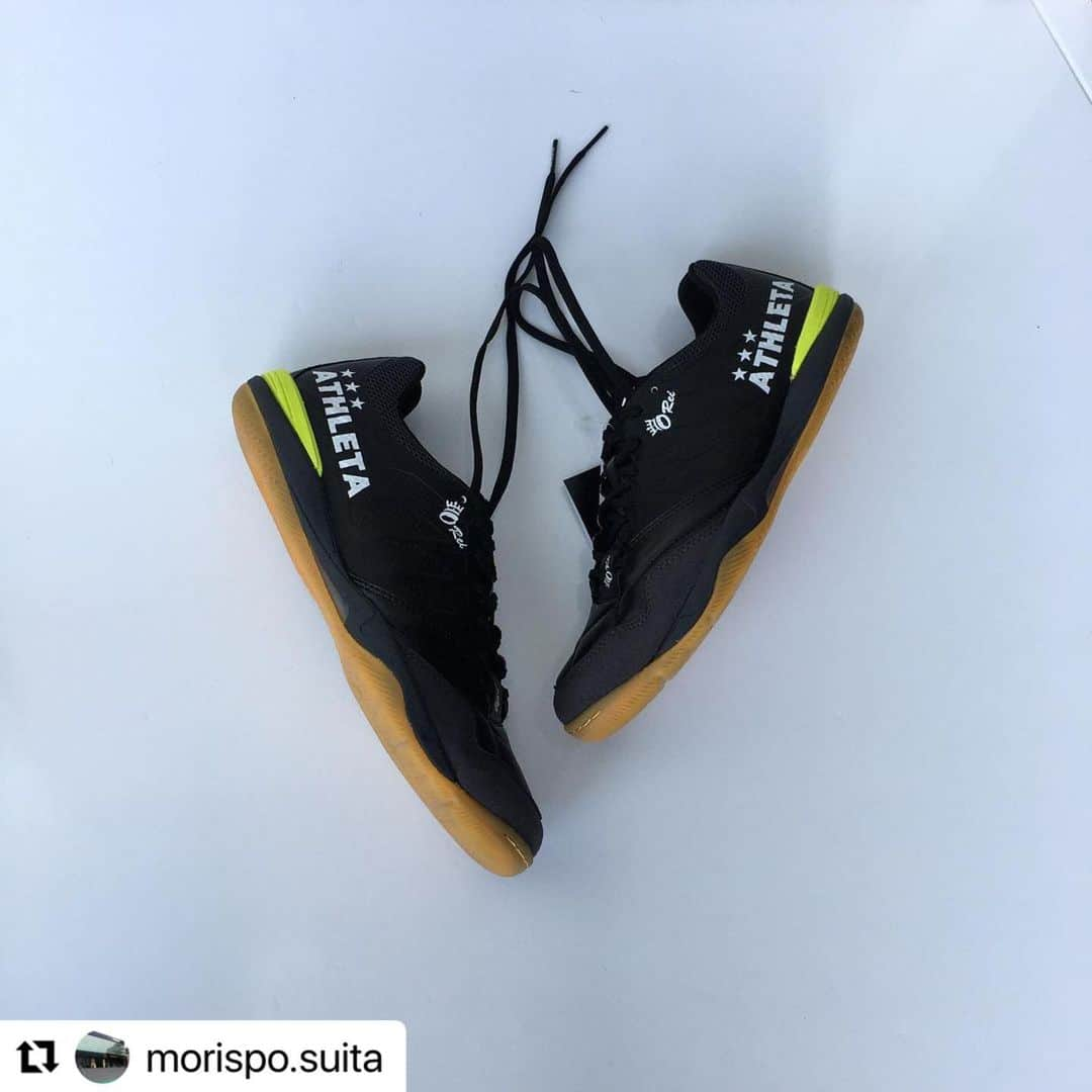 ATHLETAのインスタグラム：「#Repost @morispo.suita with @make_repost ・・・ 【スタジアム吹田店】2021.02.26 - New in🚨 - @athleta.jp - ATHLETA FOOTWEAR - O-Rei Futsal T007 - フットサルシューズ - - - スタジアムモリスポ吹田店ではATHLETA商品、多数入荷中！ - 皆様のご来店お待ちしております。 - #ATHLETA  #athleta #アスレタ #アスレタ好きな人と繋がりたい #サッカー #サッカー好きな人と繋がりたい  #フットサル #フットサル好きと繋がりたい  #フットサル女子 #アスレタ女子 #footballplayers  #footballboots  #soccershoes  #フットサルシューズ #大阪 #吹田 #豊中 #摂津 #茨木 #高槻 #大阪市 #jリーグ #スタジアムモリスポ吹田店」