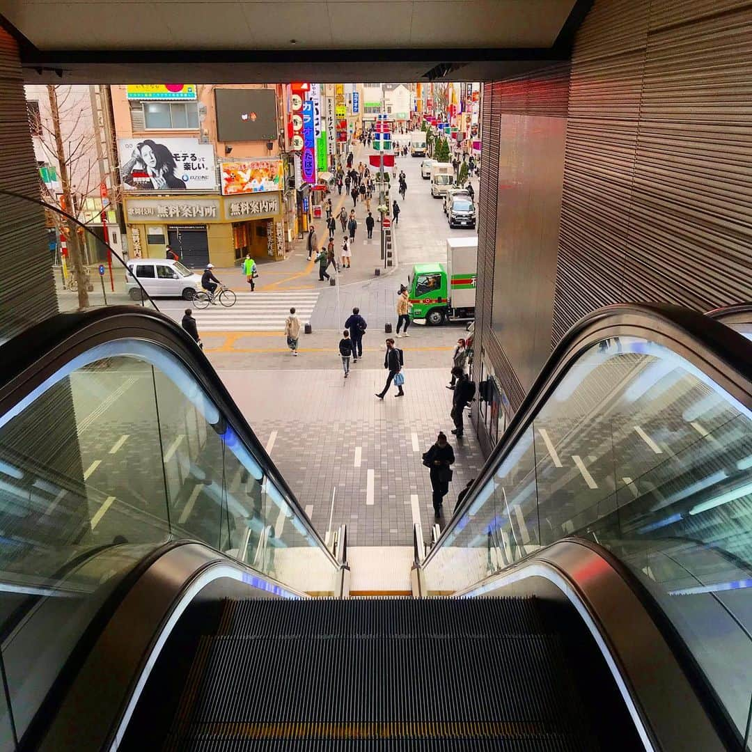 AURÉLIEのインスタグラム：「✨Kabukicho, Shinjuku 2021✨」