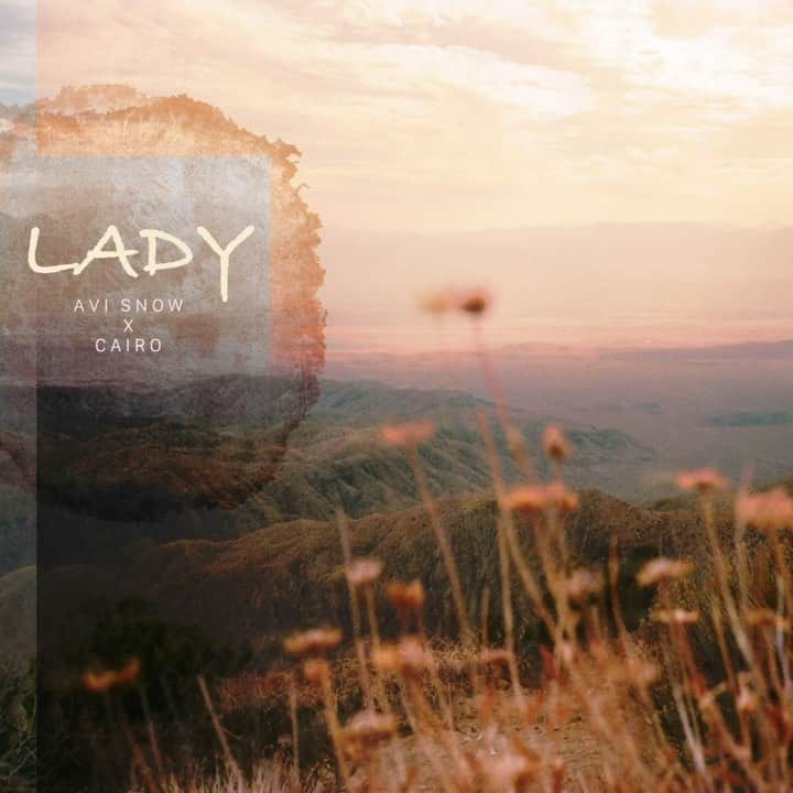 のインスタグラム：「Lady -Hear Me Tonight (Version 2) @cityofthesnow @iamiromusic  Visuals/artwork by yours truly 🖤 @rueoriginals  Feel so lucky to get to create with my mans👽✨🕺🏻💃🏻 Available on all streaming platforms @spotify @applemusic @pandora @soundcloud」