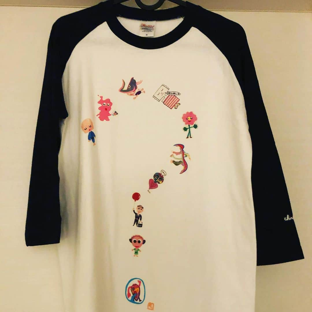 チロさんのインスタグラム写真 - (チロInstagram)「チロッセンラグランTシャツ chirossen」3月2日 23時04分 - chirossen