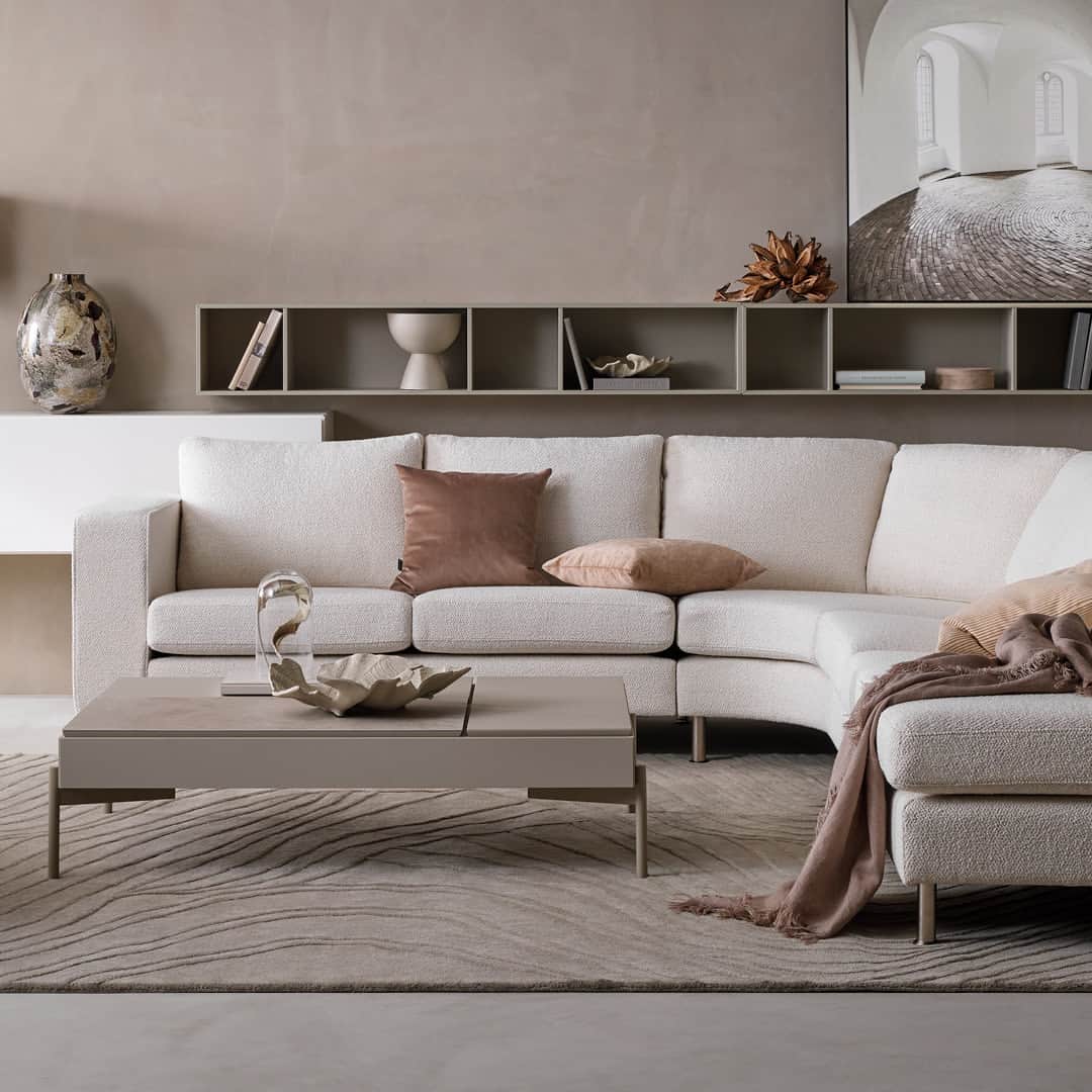 BoConceptのインスタグラム：「We believe to Live Ekstraordinær is to have the freedom to get your designs your way.   So, go ahead and change the colours, materials, features and more of practically everything in our collection.  ANY STYLE AS LONG AS IT’S YOURS.  #boconcept #liveekstraordinaer #anystyleaslongasitsyours #newcapsulecollection21 #danishdesign #interiordesign #interiorinspiration #homeinspiration」