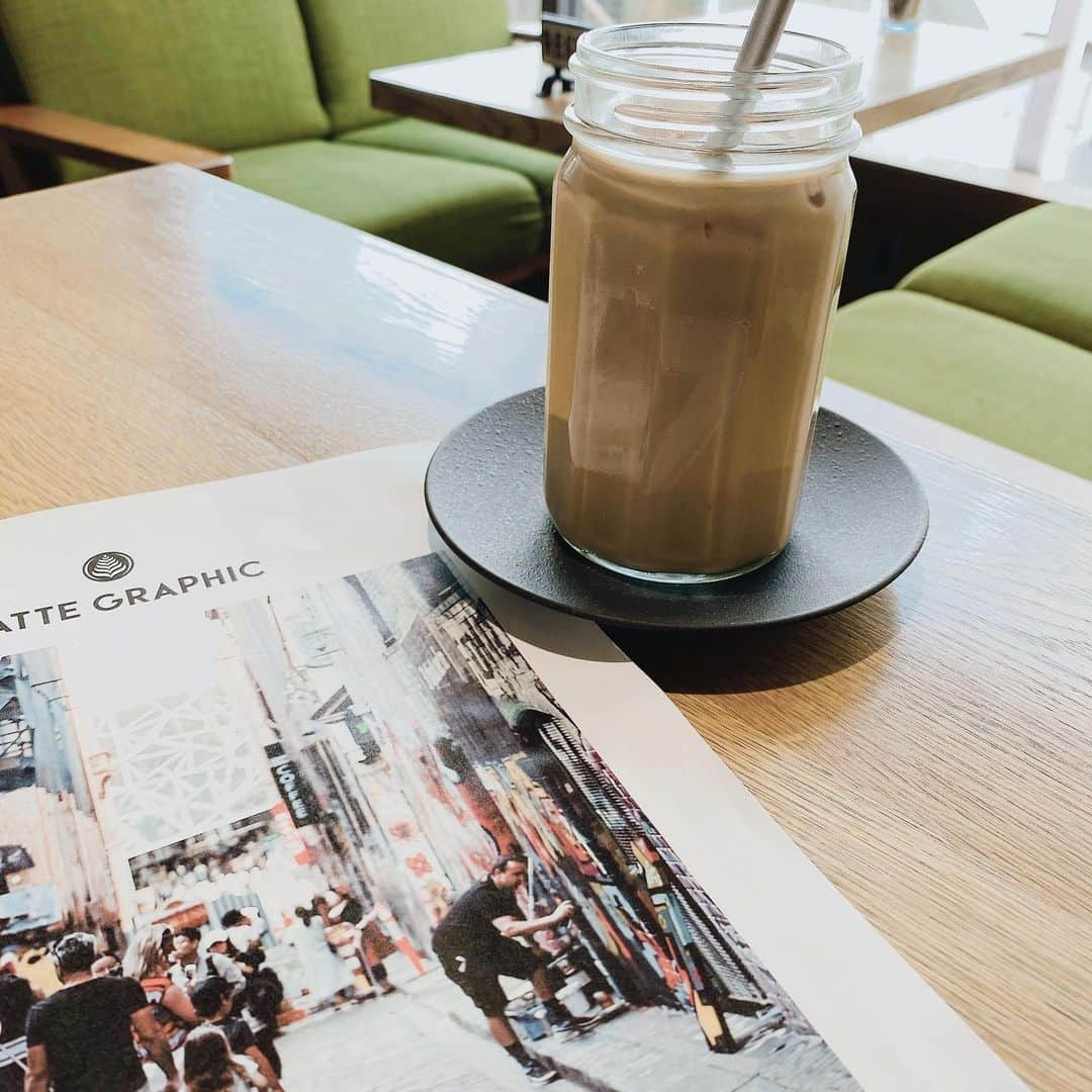 伊藤彩華さんのインスタグラム写真 - (伊藤彩華Instagram)「🤎  #cafestagram #cafelatte #café #lattegraphic」3月2日 18時37分 - ayaka_ito_official