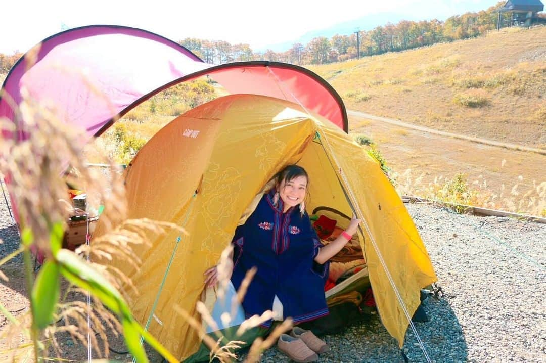 芳美リンさんのインスタグラム写真 - (芳美リンInstagram)「だんだん暖かくなってきましたね。  ワクワクドキドキ。 ﻿ 物欲むくむく♪﻿ ﻿ Qoo10のメガ割期間中とのこので、Newギアをぽち！﻿ 届くのたのしみだなあ♪﻿ ﻿早くキャンプ行きたいなあ⛺  ﻿ 購入後、エントリーすると500ポイント当たるチャンスだそうです♪﻿ ストーリーにリンク掲載したので、良かったらチェックしてみて下さい★﻿ ﻿  #qoo10#メガ割#pr﻿ #アウトドア女子#キャンプ#アウトドアギア#過去pic﻿ #鹿番長#captainstag﻿ #白馬#白馬岩岳マウンテンリゾート﻿  #キャンプ行きたい#白馬岩岳マウンテンフィールド﻿ #鹿番長#keenjapan #長野キャンプ﻿ #白馬キャンプ﻿ #女子キャンパー﻿」3月2日 18時52分 - lynn.lynn5