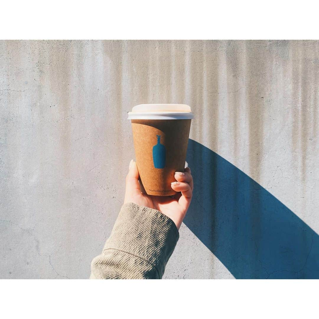 高橋菜生のインスタグラム：「. ☕️  #bluebottlecoffee #coffee  #cafe #cafestagram #café  #instagood #instalike #instadaily  #ブルーボトルコーヒー #カフェ」