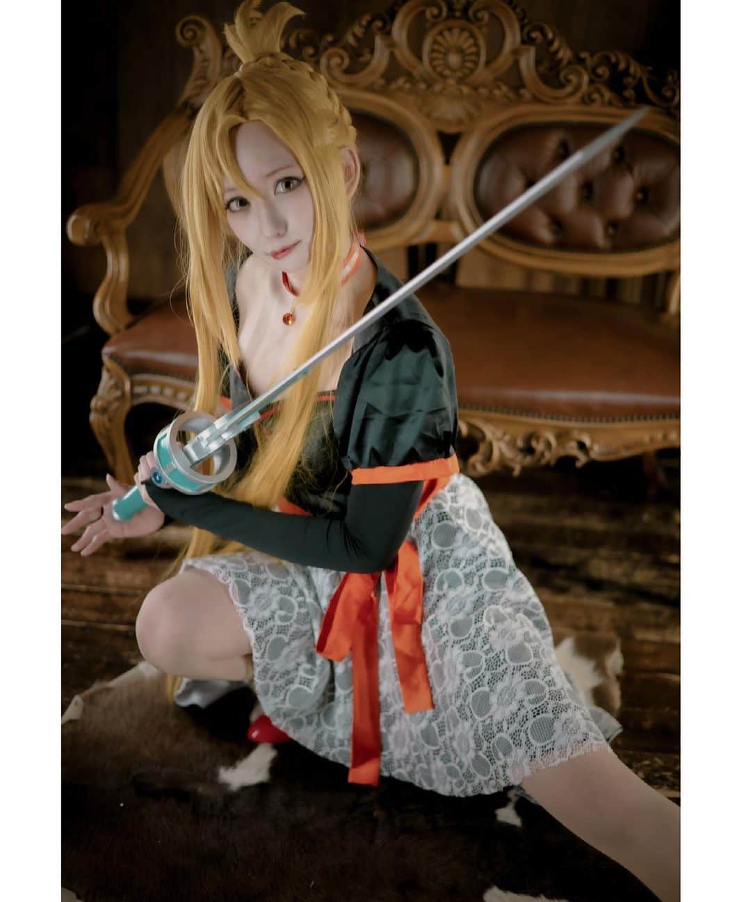 優月心菜のインスタグラム：「ソードアート・オンライン エクスクロニクル　アスナ  photo byharryさん スタジオ　@studio_hamuster   #ソードアートオンライン #SAO #レイピア #アスナ #エクスクロニクル #結城明日奈 #コスプレ #コスプレイヤー #cosplay  #cos #cosplayer #スタジオハムスター #スタジオハムスター3匹目」