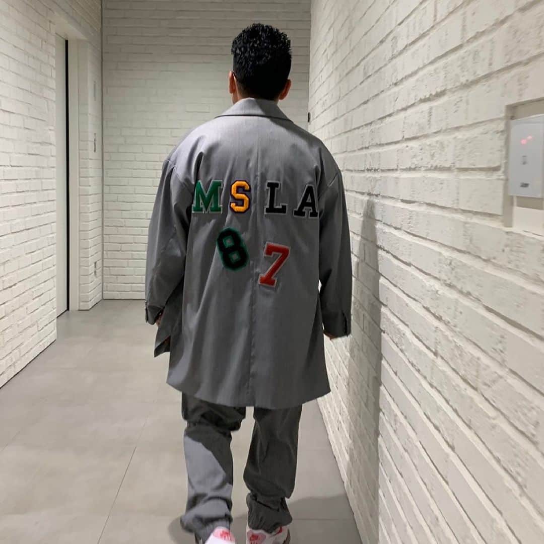 宮川大輔さんのインスタグラム写真 - (宮川大輔Instagram)「#世界の果てまでイッテQ！ #スタジオ収録 #衣裳 #jacket#pants @mindseeker80s #是非是非見てくださいませ‼️」3月3日 1時19分 - miyagawadai