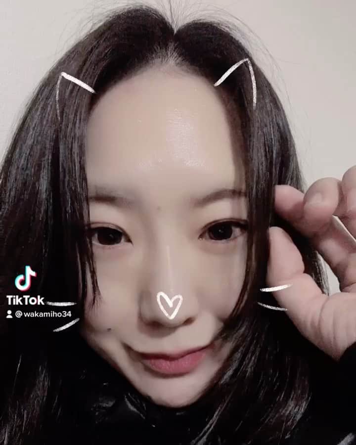 のインスタグラム：「#tiktok はじめました。  https://vt.tiktok.com/ZSJ818sx2/」