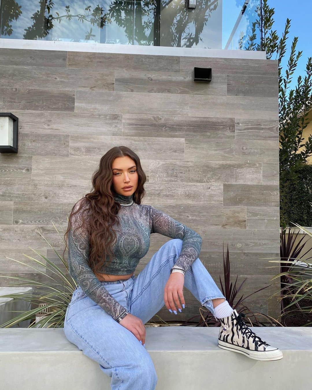 Anastasia Karanikolaouのインスタグラム：「sittin pretty」