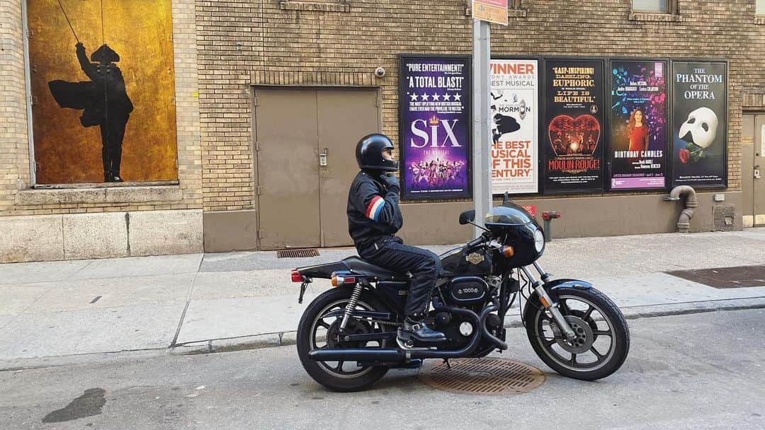 綾部祐二さんのインスタグラム写真 - (綾部祐二Instagram)「I love Harley Davidson and New York City. @harleydavidson  @harleydavidsonjapan  #xlcr #amfharleydavidson #shovelhead」3月3日 12時22分 - yujiayabe