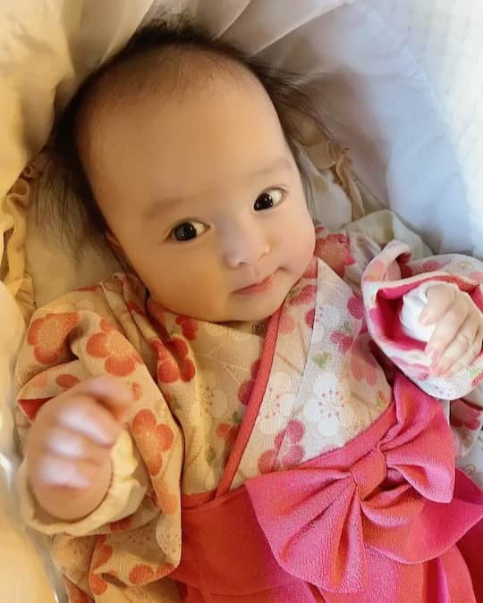 アレクサンダーのインスタグラム：「着物美人❤️ だよん🍺❤️」