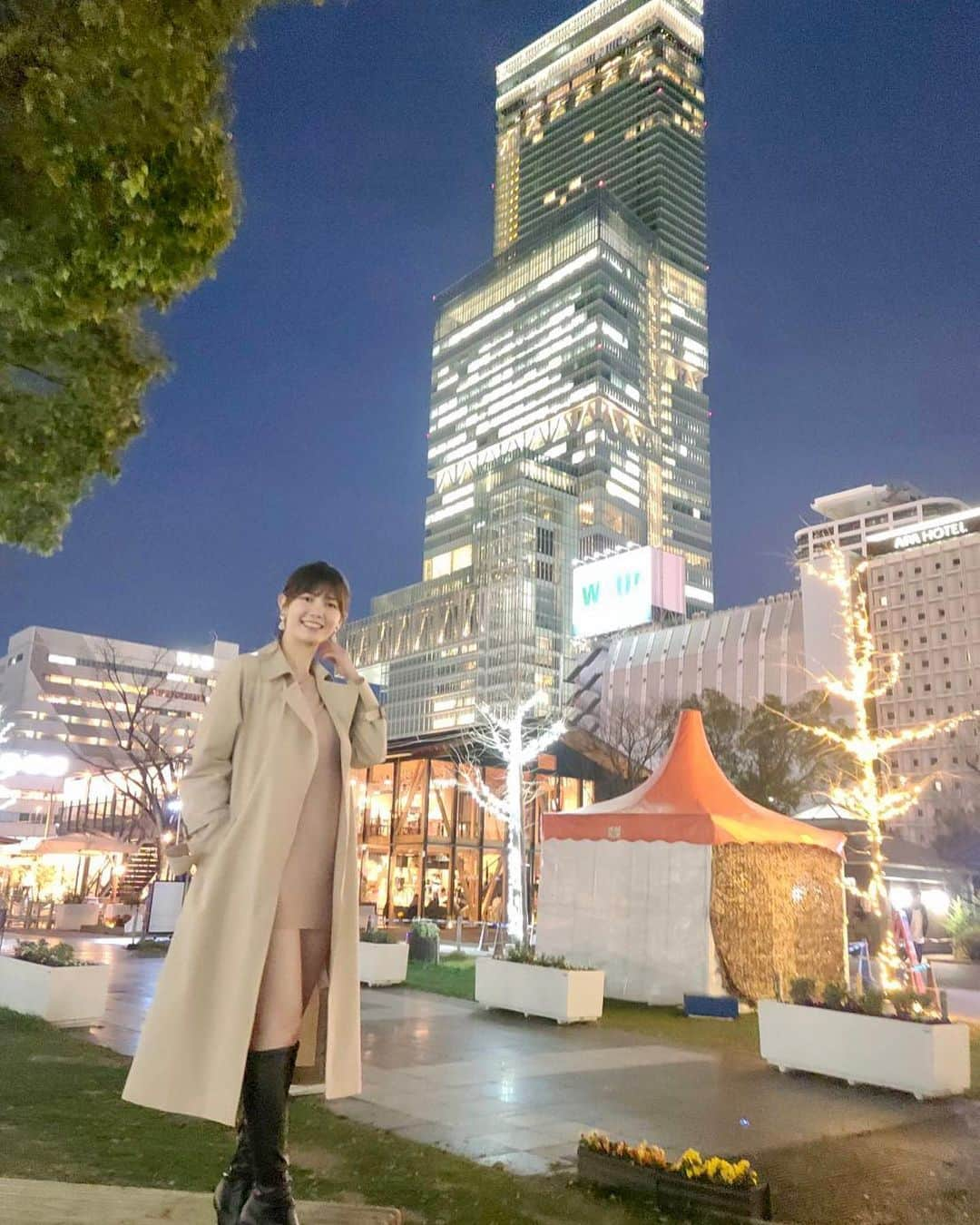 IKUMIさんのインスタグラム写真 - (IKUMIInstagram)「🌃 あべのハルカス💎  日本一の超高層ビルあべのハルカスだよ〜💖 初めて行った時は展望台からの景色に 感動した記憶ある🤤  展望台からの景色ももちろん綺麗だけど、 外から見るあべのハルカスも綺麗なんだよー🤫💕  今日はひな祭りだから春来たかなー思って 春の格好したら普通に寒くて震えた🙄😂  #あべのハルカス　#あべのハルカス展望台 #てんしば　#天王寺　#天王寺駅 #天王寺動物園 #天王寺公園　#大阪　#梅田　#難波　#大阪夜景　#ミニワンピ　#ミニワンピース  #美脚　#美脚モデル　#スレンダー　#フリーモデル　#関西フリーモデル　#モデル　#model #モデル募集　#春コート　#23区 #スプリングコート #全身　#ロングブーツ　#小顔　#osaka #ダイエット　#脚フェチ」3月3日 19時41分 - miiiino3o