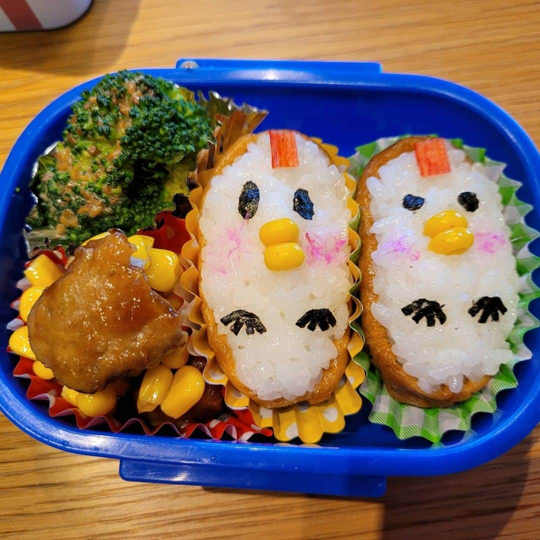 山田優さんのインスタグラム写真 - (山田優Instagram)「Hahaha  ひよこいなり🐥  今日のlunch box.  #lunchbox  #いなり寿司」3月3日 20時30分 - yu_yamada_