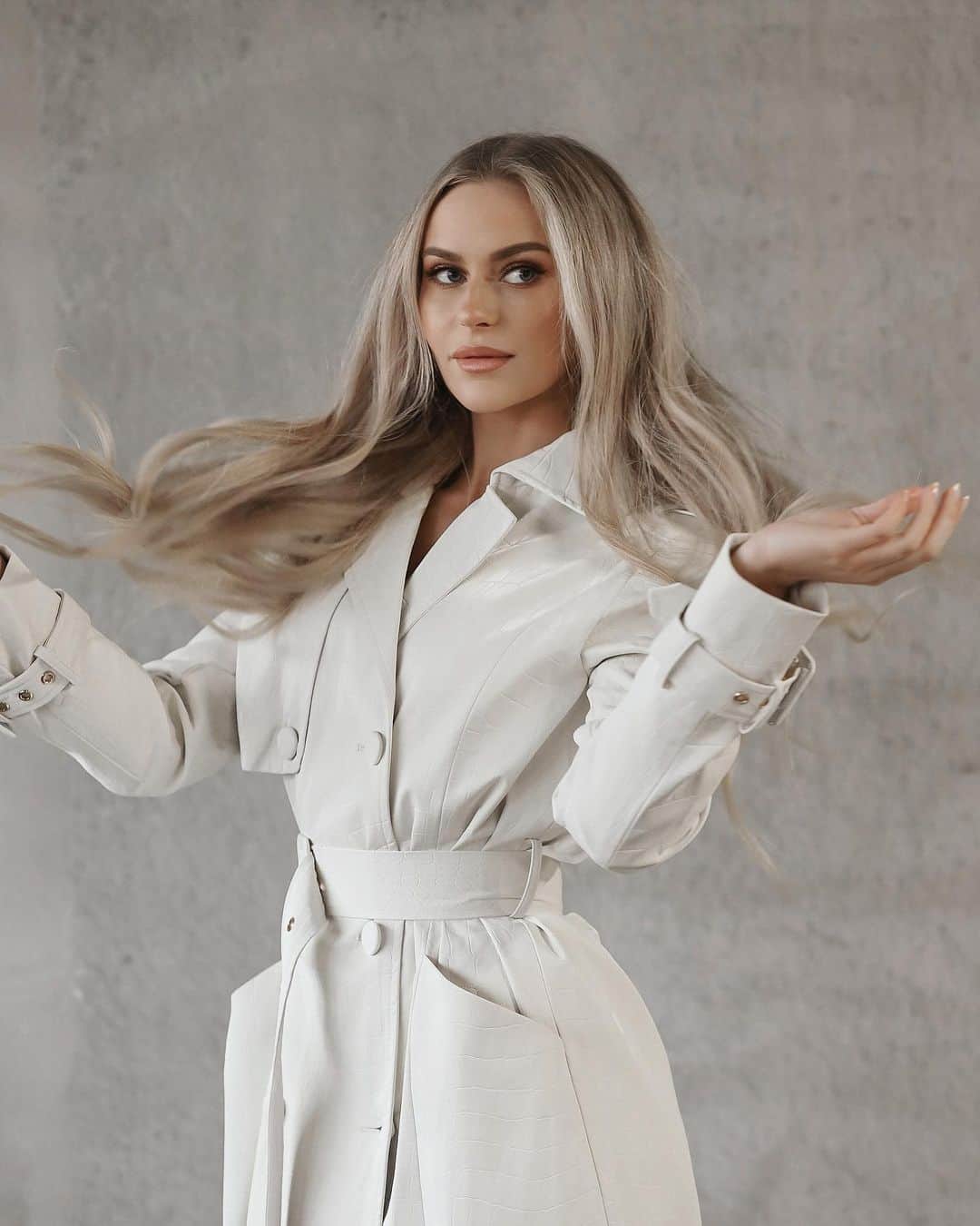 Anna Nyströmのインスタグラム：「Spring feelings 🤍」