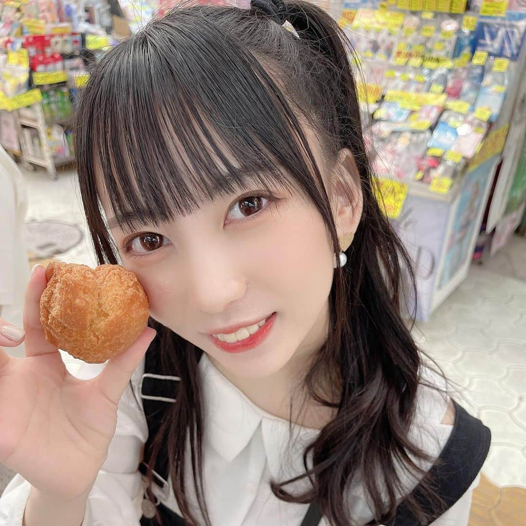 髙木由莉愛のインスタグラム：「沖縄ありがとうございました！  #沖縄 #サーターアンダギー #アイドル #ライブ #japan #festive」