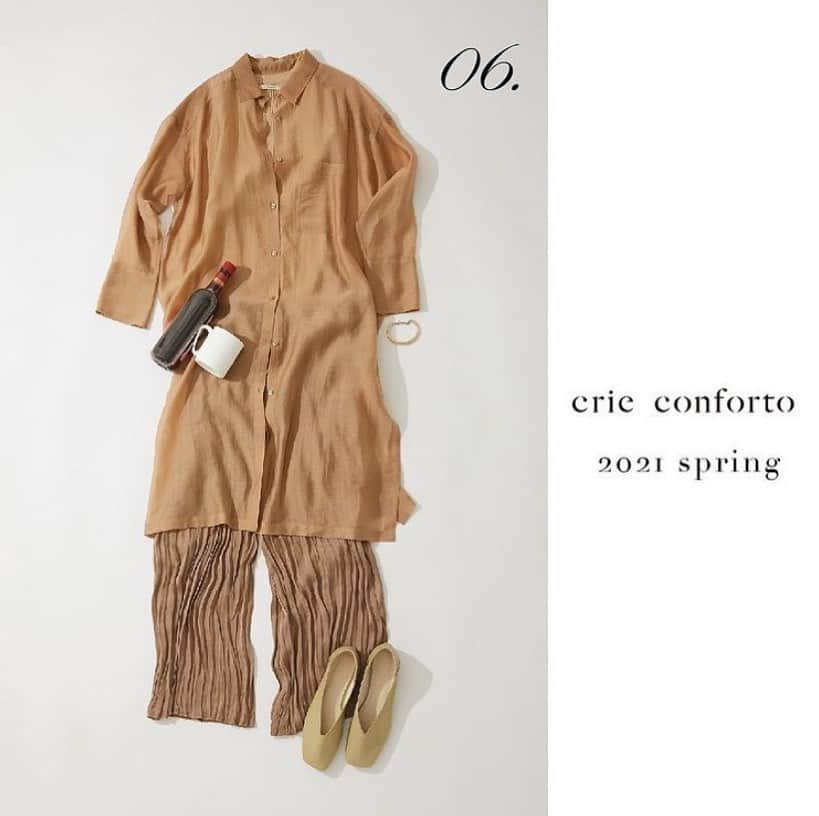 のインスタグラム：「crie conforto new normal DAYLY RELAXING COORDINATE ━━━━━━━━━━━━━━━━━ For evening apero time  オーガンジシャツワンピース (254ESM33-122C) BRN,L/ORG,L/KHA ¥6,600(税込)  ワッシャープリーツPT (254ESM31-065C) BEG,L/PUR,NVY ¥4,950(税込)  ブライトランダムRIBノースリーブニット (254ESM70-032C) L/GRN,L/BEG,L/PUR,NVY ¥3,850(税込)  Vカットパンプス (254ESI55-077C) IVOY,BLK,MINT ¥3,850(税込)  サークルバングル (254ESP56-102C) GLD,SLV ━━━━━━━━━━━━━━━━━ #crieconforto #SHELTTERWEBSTORE #SWS」