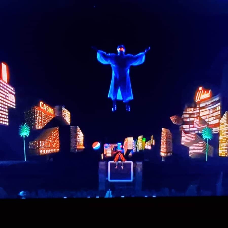 ジェームズ・ガンのインスタグラム：「#Brightburn on the Halftime Show? #superbowl」