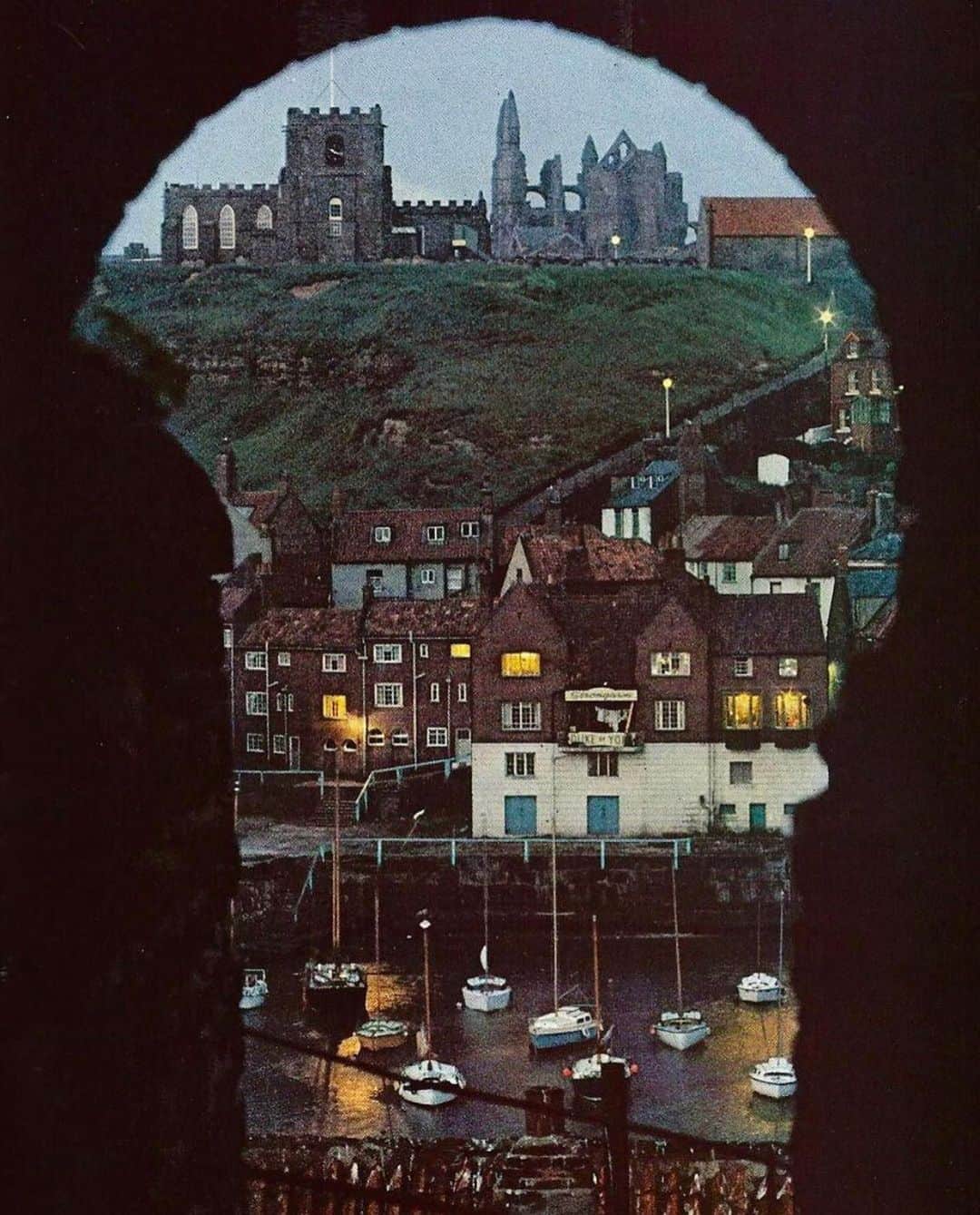 motherdenimのインスタグラム：「Life Through A Different Lens...📍Whitby in Yorkshire, England 1980   National Geographic magazine scans via @velvetcoke」