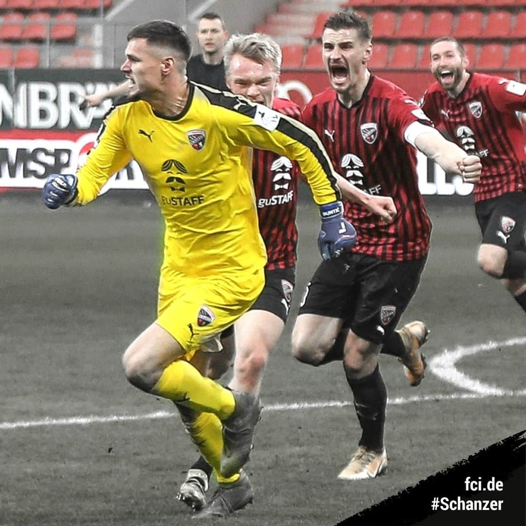 のインスタグラム：「Bei welchem Moment seid ihr härter durchgedreht⁉️🤯😱🤣  ⬅️ Bild 1 oder 2 ➡️ ____ Das sagten die #Schanzer kurz nach dem ganzen Irrsinn:  #Kutschke: "(...) An der anschließenden Jubel-Orgie konnte man sehen, dass sich selbst die Spieler, die nicht im Kader waren, so freuen als hätten sie selbst auf dem Platz gestanden. Dieser Zusammenhalt macht ein richtig gutes Team aus und kann der gesamten Mannschaft noch einmal einen richtigen Schub geben."  @buntic97 : "Es war der Glaube, der Glaube, dass wir hier noch etwas mitnehmen. Ich habe meiner Freundin vor der Saison versprochen, dass ich mal ein Tor mache und 23 Spiele später hat es geklappt." ___ Die kompletten Aussagen unserer Jungs und was die Trainer zu dem Wahnsinn gesagt haben, findet ihr auf fci.de & über unsere Story! 📲  . . #schanzerdassindwir #Schanzerfürimmer #Ingolstadt #FCI #FCIngolstadt #3Liga #zeigtsuns #fu3ball #soccer #fussball #football #futbol #immerweiter #zamhoidn #Team #heimspiel #Stadion #Dahoam #AudiSportpark #Rückrunde #FCIVIK #Viktoria #Köln #ViktoriaKöln #Matchday #Sieg #Heimsieg #Wahnsinn」