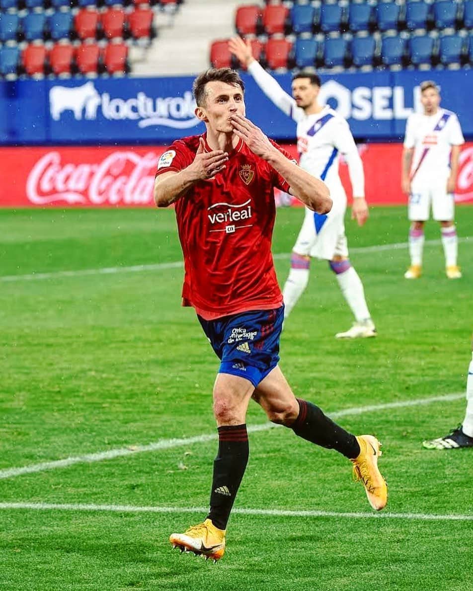 のインスタグラム：「@budimir__ante 😘⚽️  #Budimir #Osasuna #Goal #LaLiga #LaLigaSantander」