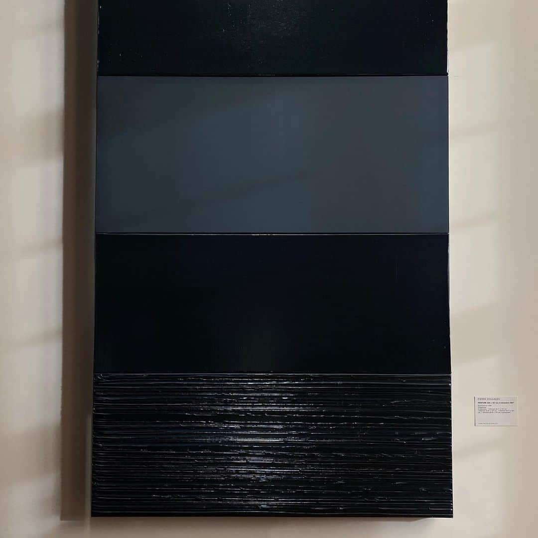 NATALIE LIAOさんのインスタグラム写真 - (NATALIE LIAOInstagram)「Always thinking of this retrospective #PierreSoulages」2月8日 5時01分 - fongminliao