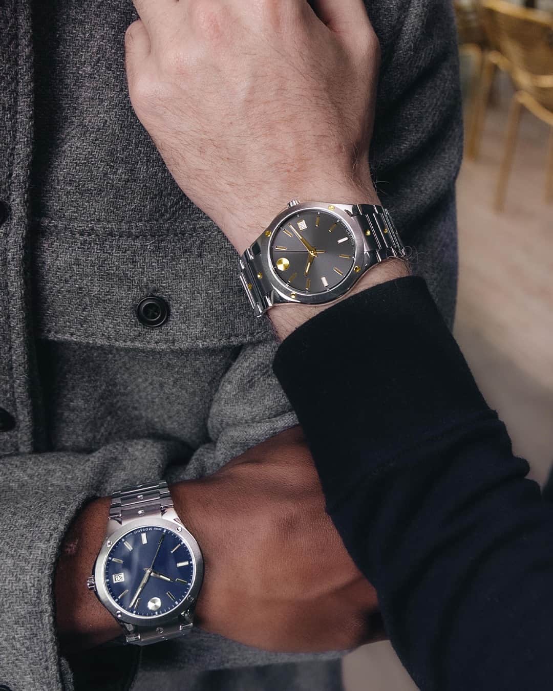 モバードのインスタグラム：「Love is Love. Movado SE is striking with a blue sunray dial and its unparalleled craftsmanship in the stainless steel bracelet version with gold-toned accents stands out. #MovadoSE.」