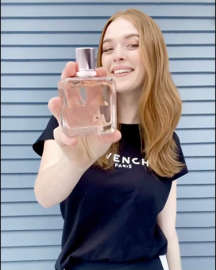 Larsen Thompsonのインスタグラム：「JOIN THE IRRESISTIBLE CHALLENGE & STAR IN THE NEXT GIVENCHY IRRESISTIBLE CAMPAIGN! How does it work? Share your best dance move in a short video, of 15 seconds maximum, on your Instagram and/or your Tik Tok feed. You can either participate individually or as a duo 💃  Don’t forget to put the #IRRESISTIBLEISME and Tag @givenchybeauty 💗  To be eligible: You must be 18 years old or older You must have a public Instagram account or allow public visibility to your Tiktok video The contest is open from February 5th 2021 to February 20 2021. Auditions will be conducted through a pre-selection of 15 candidates in order to choose up to 3 winners that will have the chance to take part in the new Irresistible campaign live in June 2021. We will reward your creativity by looking for the most Irresistible move & attitude of all. Remember, it’s all about feel-good energy💖」