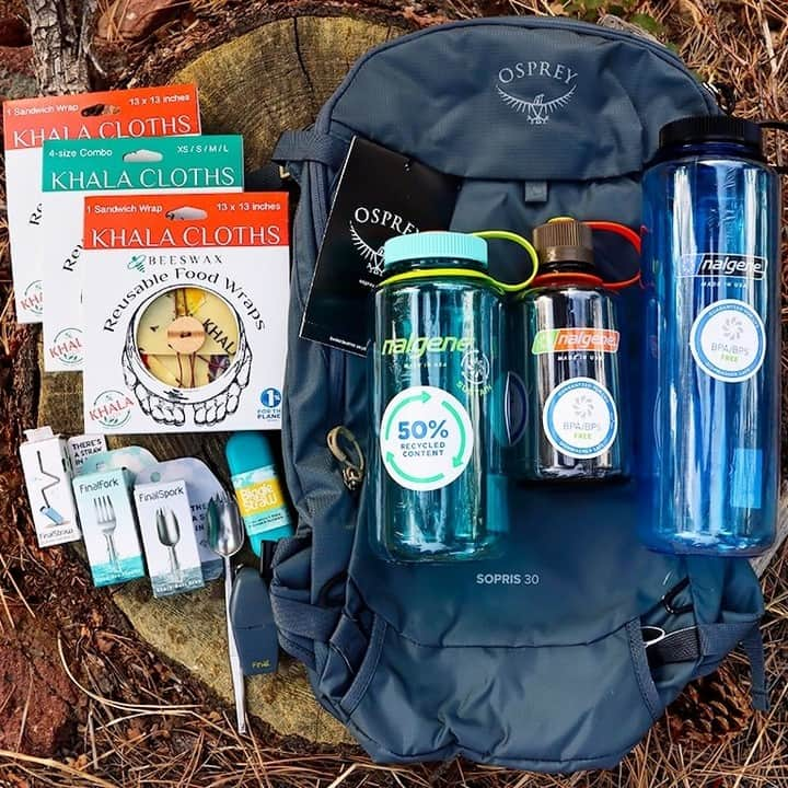 オスプレーさんのインスタグラム写真 - (オスプレーInstagram)「It's the FINAL day of our giveaway with @nalgene, @finalstraw, and @khalacompany!  No one wants to find garbage in the backcountry, hiking trails or even your favorite natural getaway, so we want to help you pack it in and pack it out. We've partnered with a few other eco-conscious brands to help you stay #zerowaste on your adventures. Whether you're skinning up for amazing pow turns or just going for a hike around your local lake, these brands will help set you up for leave-no-trace success. ✌💚🌎   One winner will receive: @ospreypacks: One Sopris 30 🎒 @nalgene: Three Nalgene water bottles 💧 @finalstraw: One FinalFork, one FinalSpork, one FinalStraw and one Biggie Straw 🥤 @khalacompany: 2 sandwich wraps and 1 beeswax combo pack 🐝   To Enter The Giveaway: 1) Follow @finalstraw @ospreypacks @nalgene @khalacompany  2) Like this post & comment how you stay eco-friendly in the backcountry! 3) Tag 3 three friends   Good luck!! Giveaway ends 2/8 and @khalacompany will announce the winner on 2/10   Giveaway open world wide!  **Disclaimer: Instagram is not a sponsor nor does it endorse, administer or have any association with this giveaway**」2月8日 6時00分 - ospreypacks