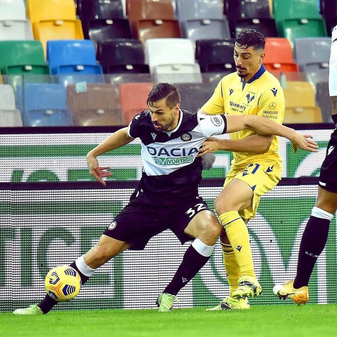 フェルナンド・ジョレンテのインスタグラム：「Avanti così 💪🏻 #Vittoria #UdineseVerona #ForzaUdinese #AlèUdin #SerieATIM #Derby」