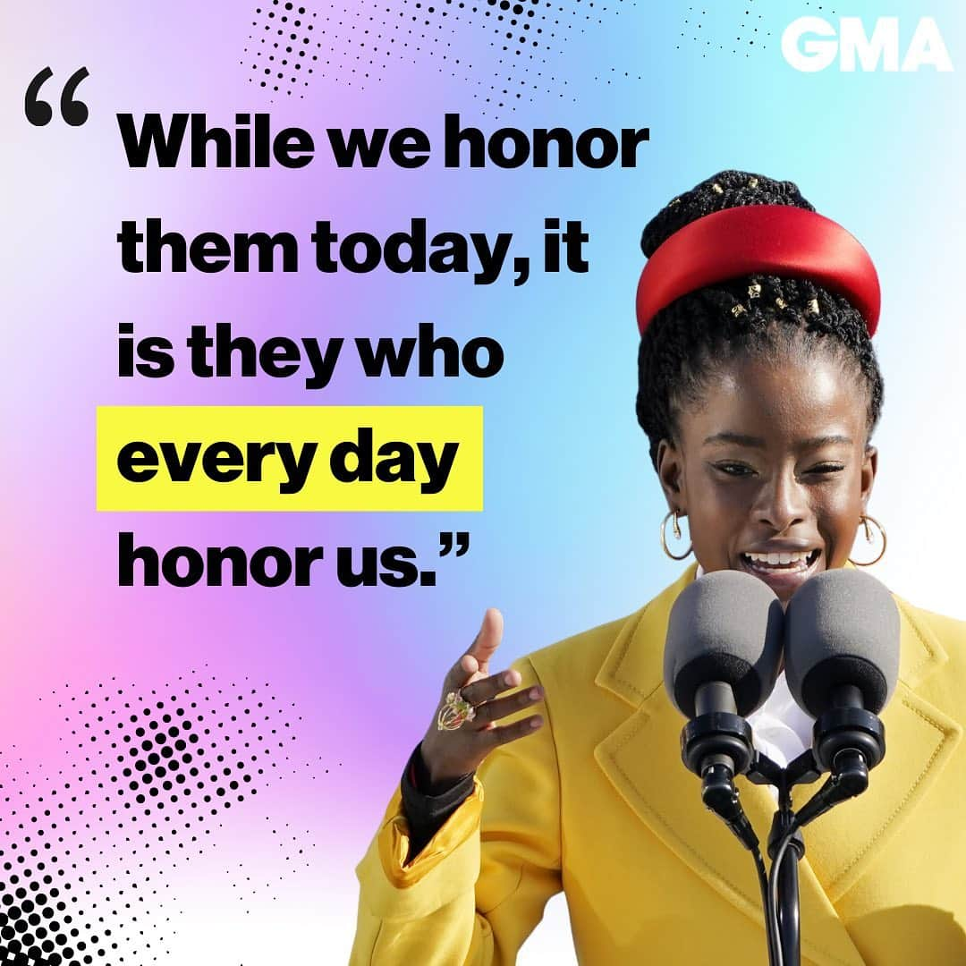 Good Morning Americaさんのインスタグラム写真 - (Good Morning AmericaInstagram)「Amanda Gorman honors the 3 honorary #SuperBowl captains - a nurse, an educator and a Marine Corps veteran - with an original poem. “We celebrate them by acting with courage and compassion, by doing what is right and just.” #amandagorman」2月8日 8時59分 - goodmorningamerica