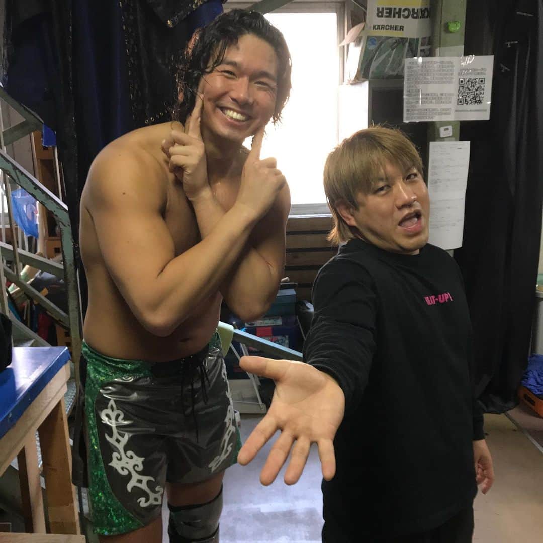 ジェイク・リーのインスタグラム：「#TAMURA さんありがとうございます！  #悪くないだろう #ぺこぱ #ヒートアップ #プロレスラーバージョン」