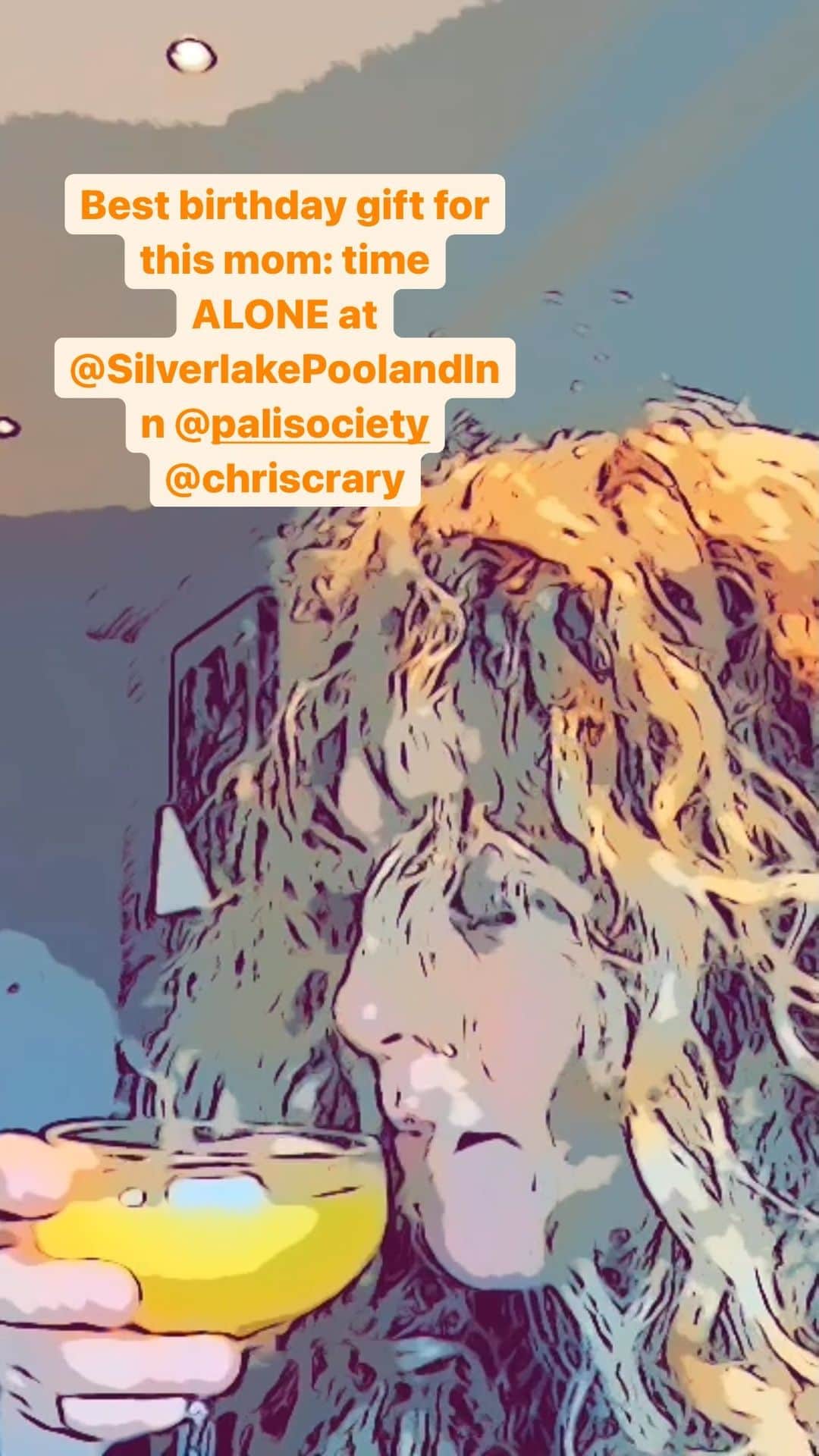 レイチェル・レフィブレのインスタグラム：「@chriscrary always knows what this mama needs! Thank you @palisociety @silverlakepoolandinn for making a night feel like a month 💗💗💗」
