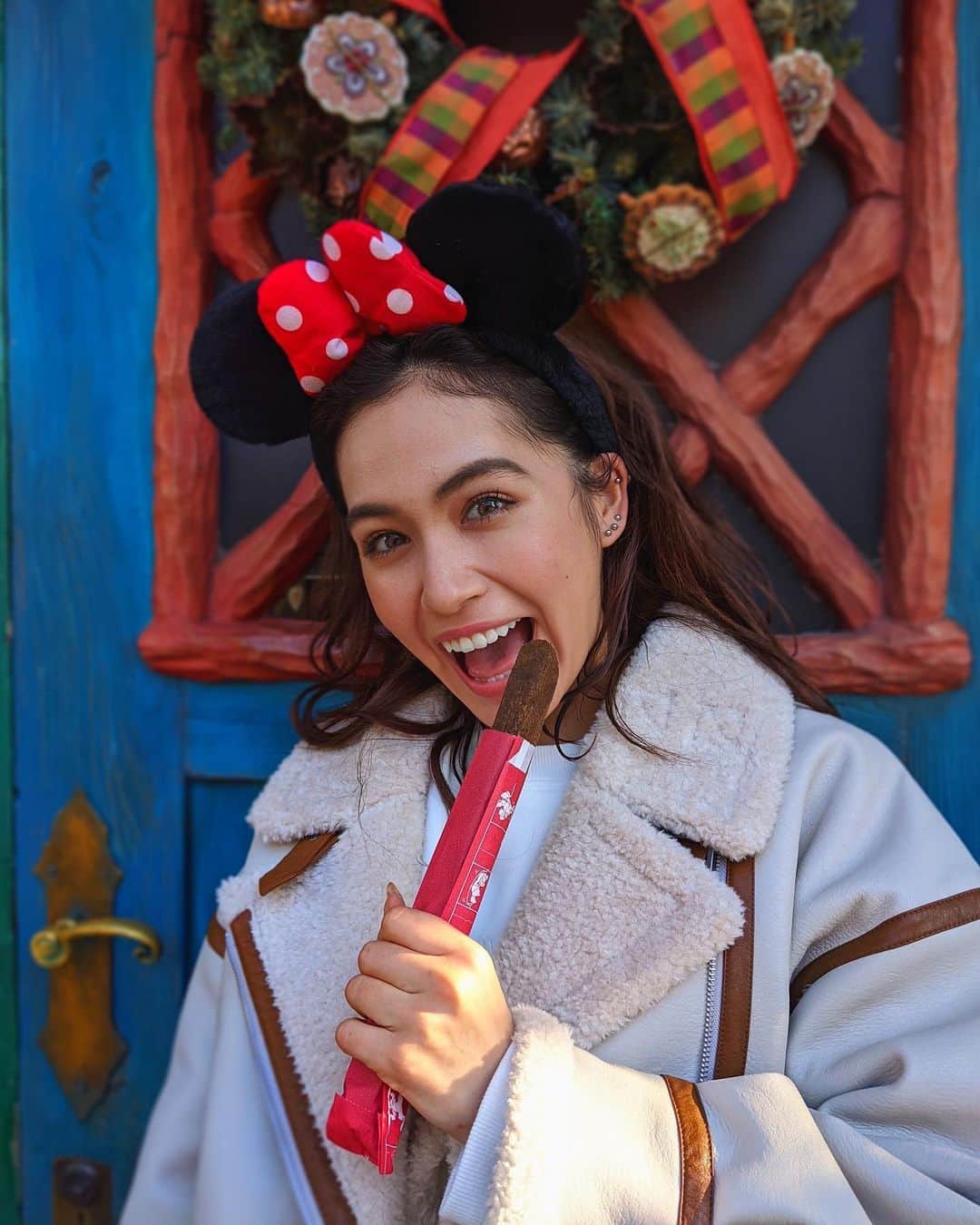AMIのインスタグラム：「Yum <3 (去年📷🐭)」
