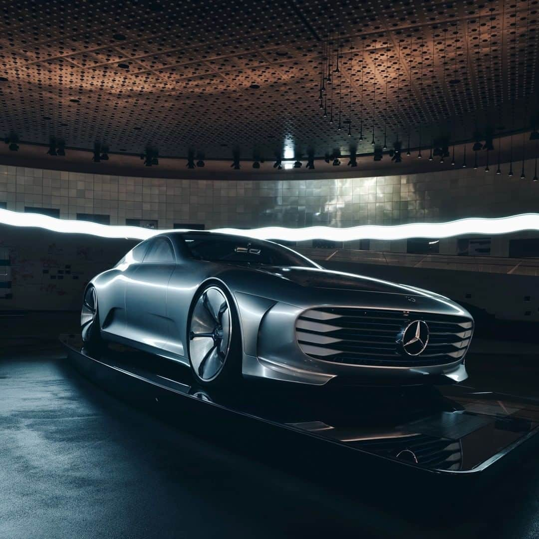 メルセデス・ベンツさんのインスタグラム写真 - (メルセデス・ベンツInstagram)「Back in 2015 the Mercedes-Benz Concept IAA set an aerodynamics world record for four-door four-seater in the wind tunnel and gave an outlook on the future of car design. Today it can be found as an exhibit in the @mercedesbenzmuseum  📸 @rawlenses  #MercedesBenz #MBclassic #ConceptCar #onenightatthemuseum」2月8日 20時00分 - mercedesbenz