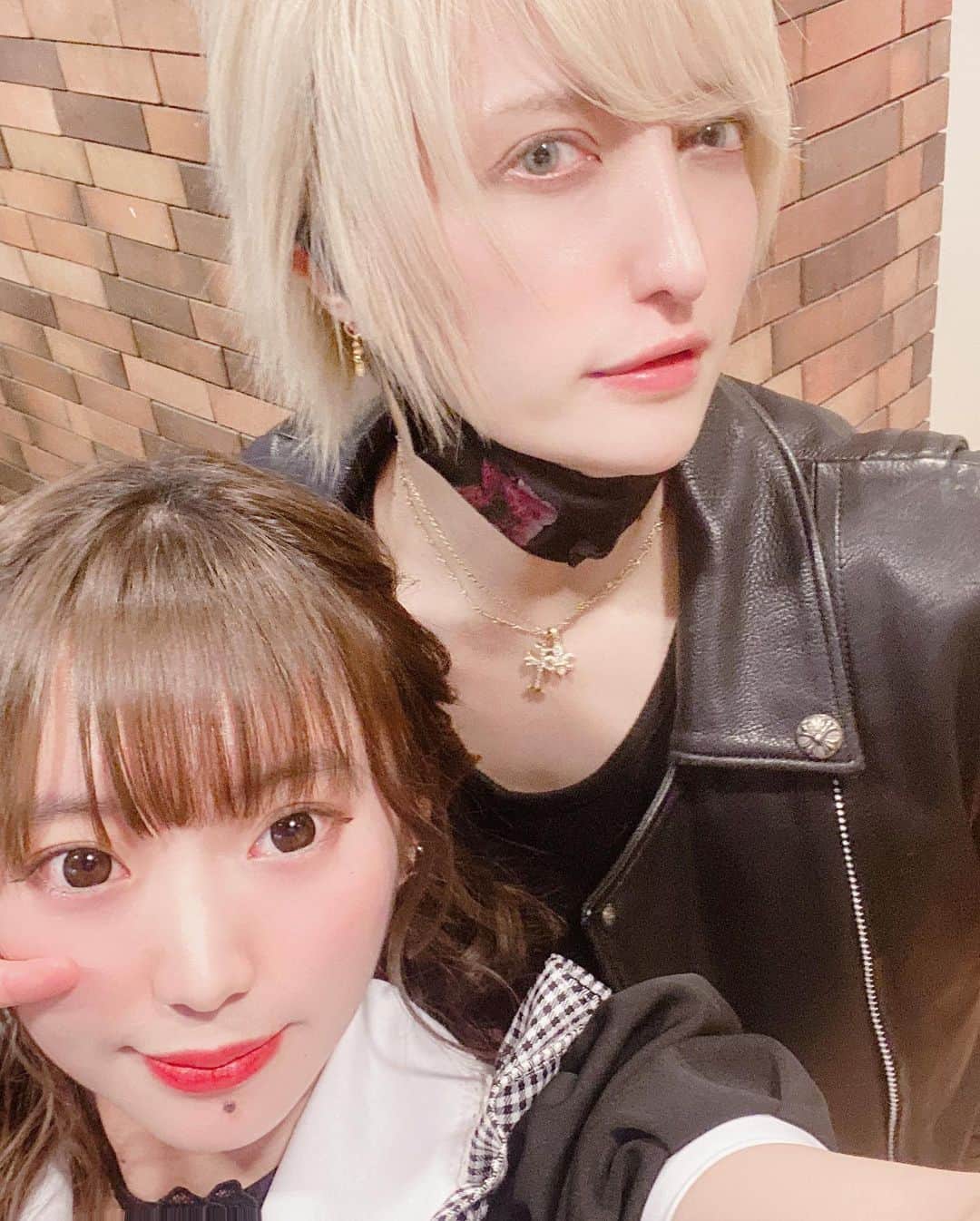 麻衣愛さんのインスタグラム写真 - (麻衣愛Instagram)「バー　neon 誕生日ありがとうございます❤️みんなお祝いしてくれてありがとぅ。 ひめはいつもいつもみんなに愛されて幸せ！大好きだよー（ ; ; ）❤️ 久しぶりのみんなにもあえてうれしくてうれしくて...本当に愛してる。 幸せすぎるなあ。  ﻿ #ひめかわいい #最凶ロック　#グラビア　#グラビア﻿ #グラドル　#ひめかわいい　#portrait﻿ 🇺🇸 #Cosplayer #Idol #Model #follow  #follome #Japanese ﻿#コンカフェ #kol ﻿ ﻿ 🇨🇳 #自拍　#角色扮演 #偶像 #模型 可爱 #关注  #关注我 #关注者 #日语 ﻿ ﻿ ﻿ 🇰🇷 #셀카 #코스프레 #아이돌 #모델 #귀여운 #팔로우 #나를따르라」2月8日 19時55分 - http4020