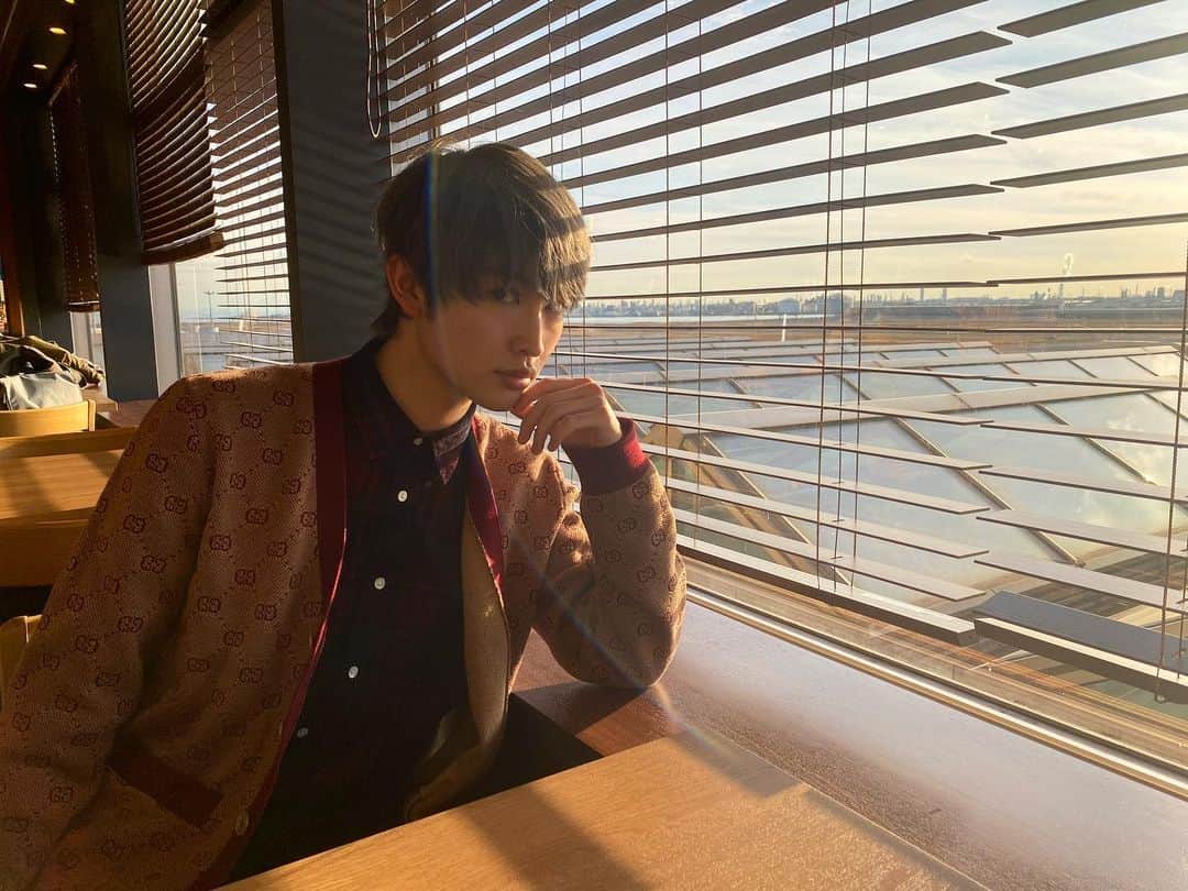 増子敦貴さんのインスタグラム写真 - (増子敦貴Instagram)「ちょっとうざめましこ😫 いきっちゃいました。  #ootd #gucci  #beams  #airport」2月8日 20時29分 - atsuki_mashiko