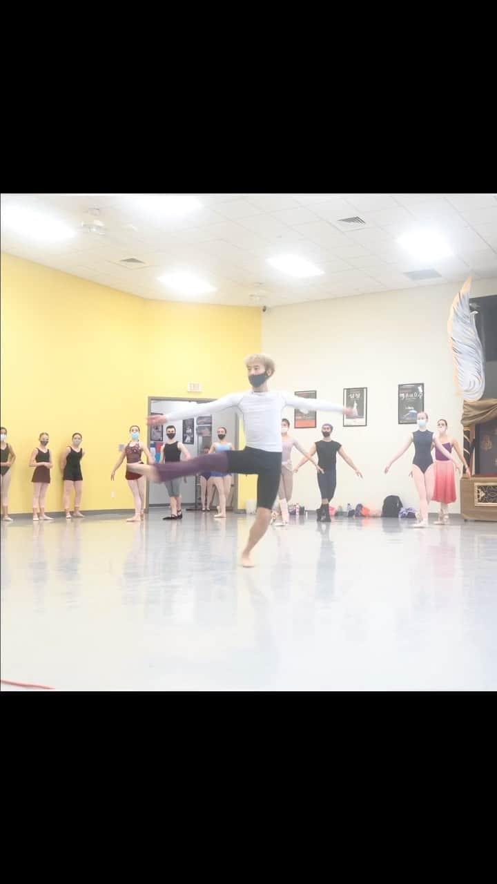 ヤマカイのインスタグラム：「@balletfrontier  . . . #ballet #dance #art #artist #バレエ #ダンス #アート #芸術」