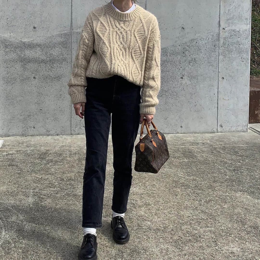 Mie Kawanoのインスタグラム：「いつかの…  #コーデ#コーティネート#canaljean #instagood #instafashion #drmartens #UNIQLO」