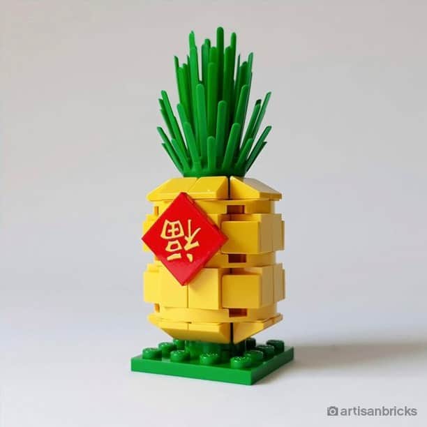 LEGOさんのインスタグラム写真 - (LEGOInstagram)「Spruce up your décor with a touch of creativity! Get building this #LunarNewYear! 🧧  📸 @andyhunglegopro, LeeChunJet, EricMok, @artisanbricks, @rack.brick」2月8日 21時00分 - lego